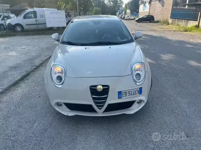 Usata Alfa Romeo MiTo Distinctive 95 CV (69 kW) 2010 Beige Utilitaria
