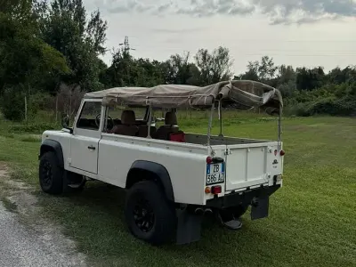 Usata Land Rover Defender 635 CV (467 kW) 1988 SUV