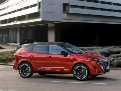 Nuova Nissan Qashqai Tekna 158 CV (116 kW) 2026 Argento SUV