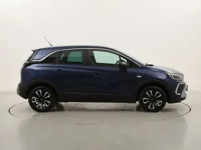 Usata Opel Crossland Elegance 110 CV (80 kW) 2023 SUV