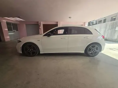 Usata Mercedes A180 Premium 116 CV (85 kW) 2021 Berlina