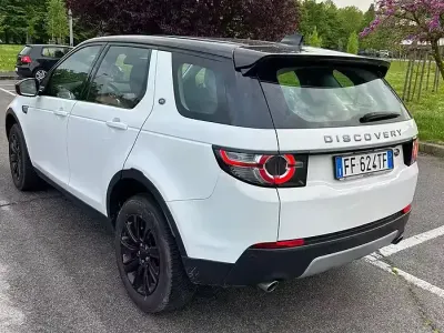 Usata Land Rover Discovery Sport HSE 150 CV (110 kW) 2016 Bianco SUV