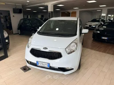 Usado Kia Venga Active 90 CV (66 kW) 2016 Blanco Utilitario