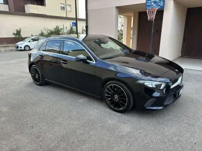 Usata Mercedes A180 Premium 116 CV (85 kW) 2020 Berlina
