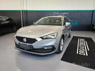 Usata Seat Leon Style 150 CV (110 kW) 2021 Argento Station wagon