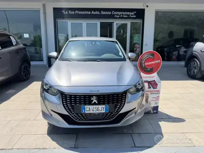 Usata Peugeot 208 Active 75 CV (55 kW) 2020 Grigio Utilitaria