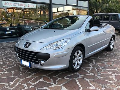 Usata Peugeot 307 CC 2007 Grigio Cabrio