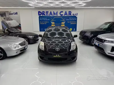 Usata Toyota Yaris 69 CV (50 kW) 2008 Nero Utilitaria