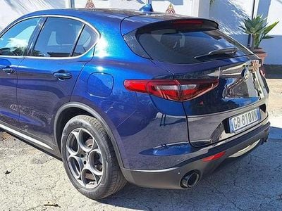Usata Alfa Romeo Stelvio Business 190 CV (139 kW) 2021 Blu/azzurro SUV