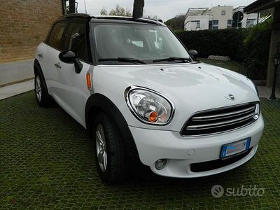Usata Mini Cooper Countryman 122 CV (89 kW) 2016 Bianco SUV