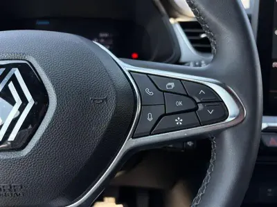 Usata Renault Captur Techno 101 CV (74 kW) 2025 Nero SUV