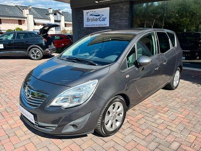 Usata Opel Meriva Cosmo 95 CV (69 kW) 2012 Grigio Monovolume