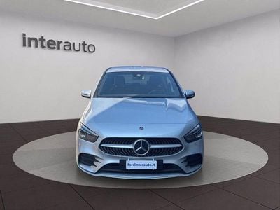 Usata Mercedes B180 Premium 136 CV (100 kW) 2021 Grigio metallizzato Monovolume
