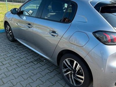 Usata Peugeot 208 Allure 101 CV (74 kW) 2022 Grigio Utilitaria