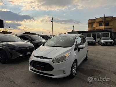 Usata Ford B-MAX Titanium 75 CV (55 kW) 2015 Bianco Monovolume
