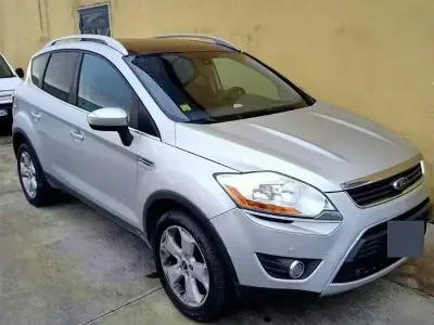 Usata Ford Kuga 136 CV (100 kW) 2009 Giallo SUV