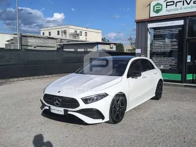 Usata Mercedes A180 AMG Line Premium Plus 116 CV (85 kW) 2023 Bianco Utilitaria