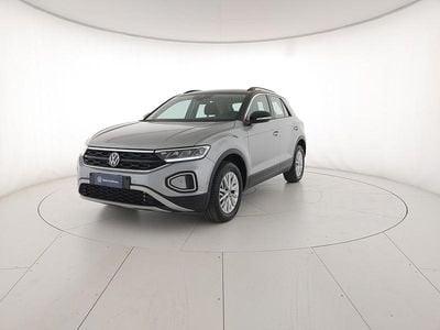 Usata VW T-Roc Life 150 CV (110 kW) 2025 Pyrit silver metallizzato nero SUV