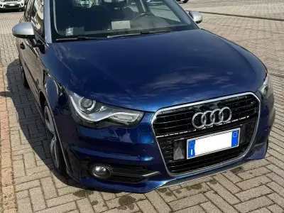 Usata Audi A1 S-Line 90 CV (66 kW) 2012 Blu Utilitaria