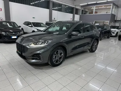 Occasion Ford Kuga ST-Line 152 ch (111 kW) 2022 Gris SUV