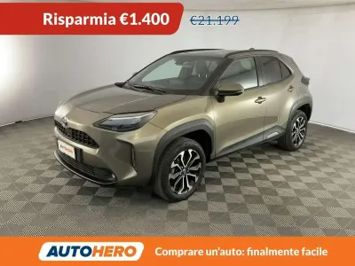 Usata Toyota Yaris Cross Trend 116 CV (85 kW) 2023 Oro SUV