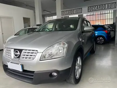 Usata Nissan Qashqai Tekna 106 CV (77 kW) 2009 Grigio SUV