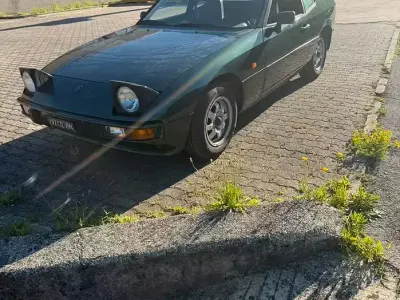 Usata Porsche 924 125 CV (91 kW) 1983 Verde Coupé