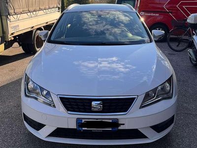 Usata Seat Leon ST Business 150 CV (110 kW) 2018 Bianco Station wagon