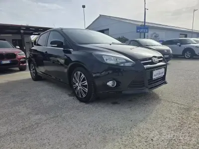Usata Ford Focus Titanium 115 CV (84 kW) 2011 Nero Berlina