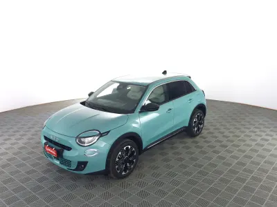 Nuova Fiat 600 La Prima 101 CV (74 kW) 2026 Azzurro cielo d`italia SUV