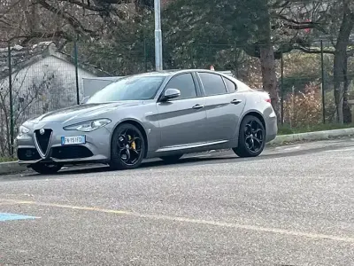 Usata Alfa Romeo Giulia Veloce 210 CV (154 kW) 2017 Berlina