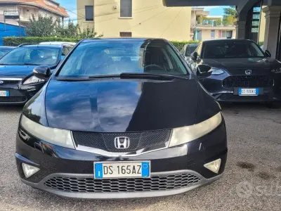 Usata Honda Civic Exclusive 140 CV (102 kW) 2008 Nero Berlina