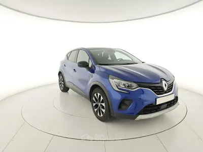 Usata Renault Captur Evolution 101 CV (74 kW) 2024 Blu SUV