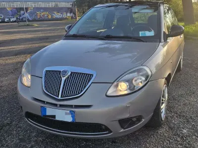 Usata Lancia Ypsilon