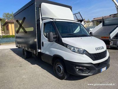 Usata Iveco Daily 136 CV (100 kW) 2021 Bianco Cabrio