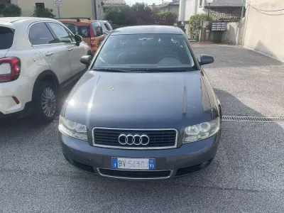 Usata Audi A4 Ambiente 131 CV (96 kW) 2001 Berlina
