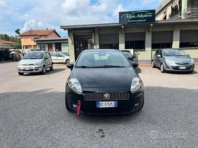 Usata Fiat Grande Punto Sport 131 CV (96 kW) 2006 Nero Utilitaria
