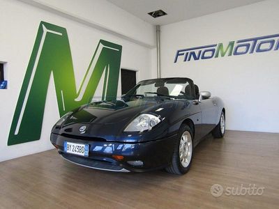 Usata Fiat Barchetta 131 CV (96 kW) 2002 Blu Cabrio
