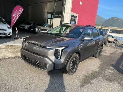 Nuova Kia Stonic Urban 101 CV (74 kW) 2026 Grigio SUV