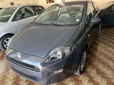 Usata Fiat Punto Evo Dynamic 69 CV (50 kW) 2013 Grigio Utilitaria