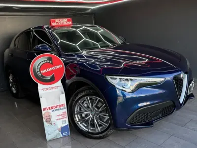 Usata Alfa Romeo Stelvio Executive 190 CV (139 kW) 2018 Blu SUV
