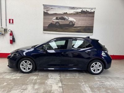 Usata Toyota Corolla Business Edition 98 CV (72 kW) 2022 Blu Berlina