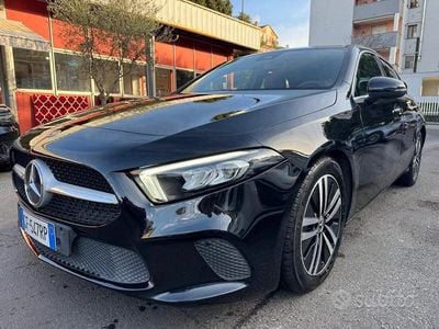 Usata Mercedes A180 116 CV (85 kW) 2021 Nero Berlina