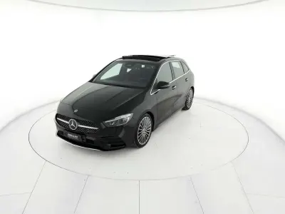 Usata Mercedes B180 Advanced Plus 116 CV (85 kW) 2023 Nero Utilitaria