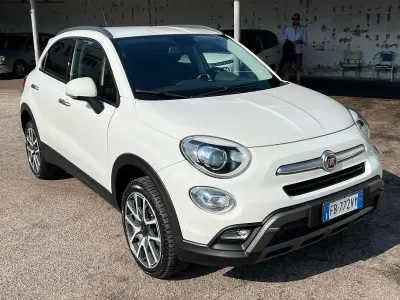 Usata Fiat 500 Cross Plus 140 CV (102 kW) 2015 Bianco Station wagon