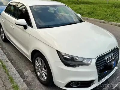 Usata Audi A1 Attraction 90 CV (66 kW) 2013 Bianco Utilitaria