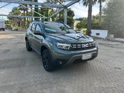Usata Dacia Duster Extreme 101 CV (74 kW) 2023 Grigio SUV