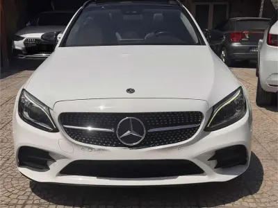 Usata Mercedes C220 AMG line 194 CV (142 kW) 2019 Station wagon