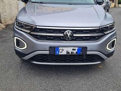 Usata VW T-Roc Style 110 CV (80 kW) 2023 Grigio SUV