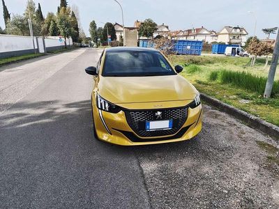 Usata Peugeot 208 GT 101 CV (74 kW) 2023 Giallo Utilitaria